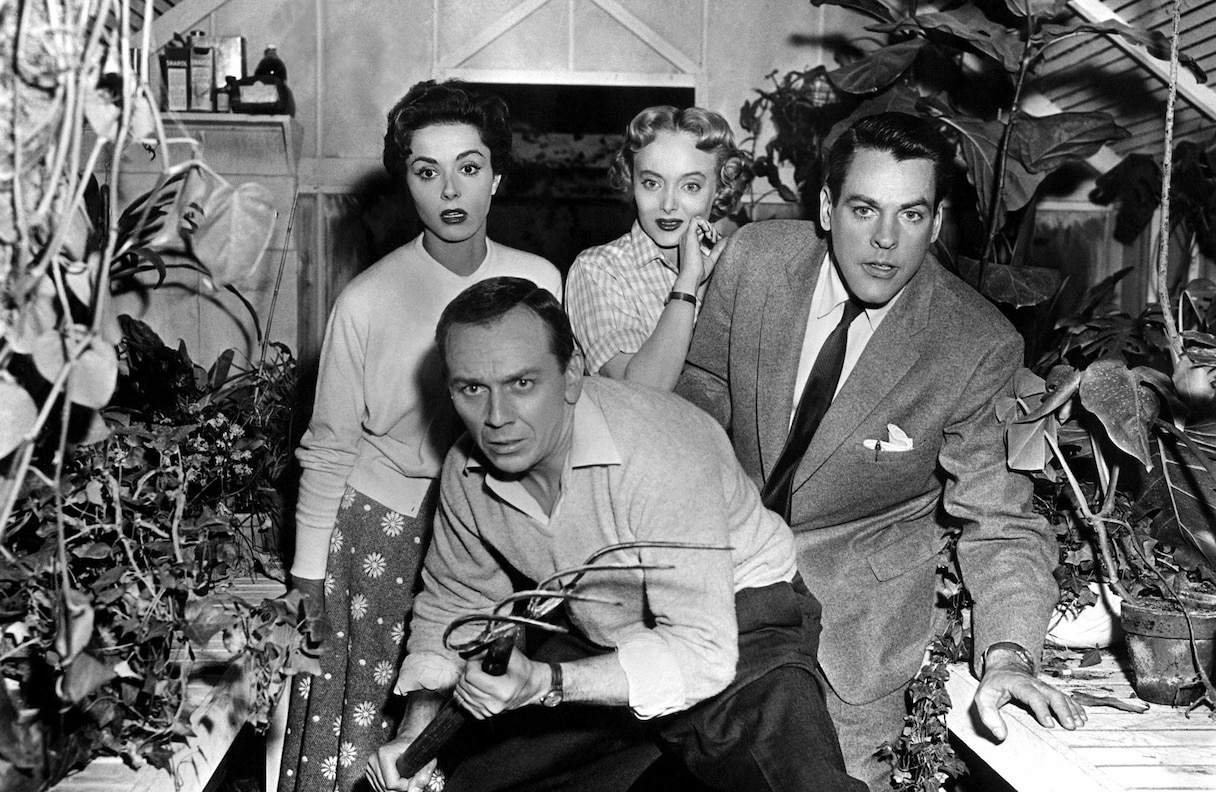 Sigel, Don, dir. The Invasion of the Body Snatchers. 1956.