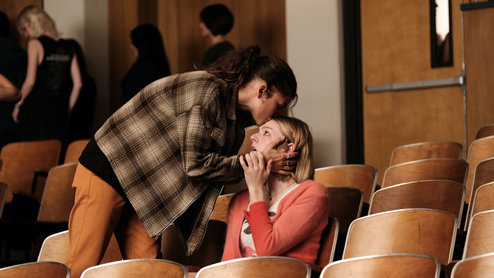 Rue gives Jules a goodbye kiss after Lexi's play in the Euphoria season two finale. 