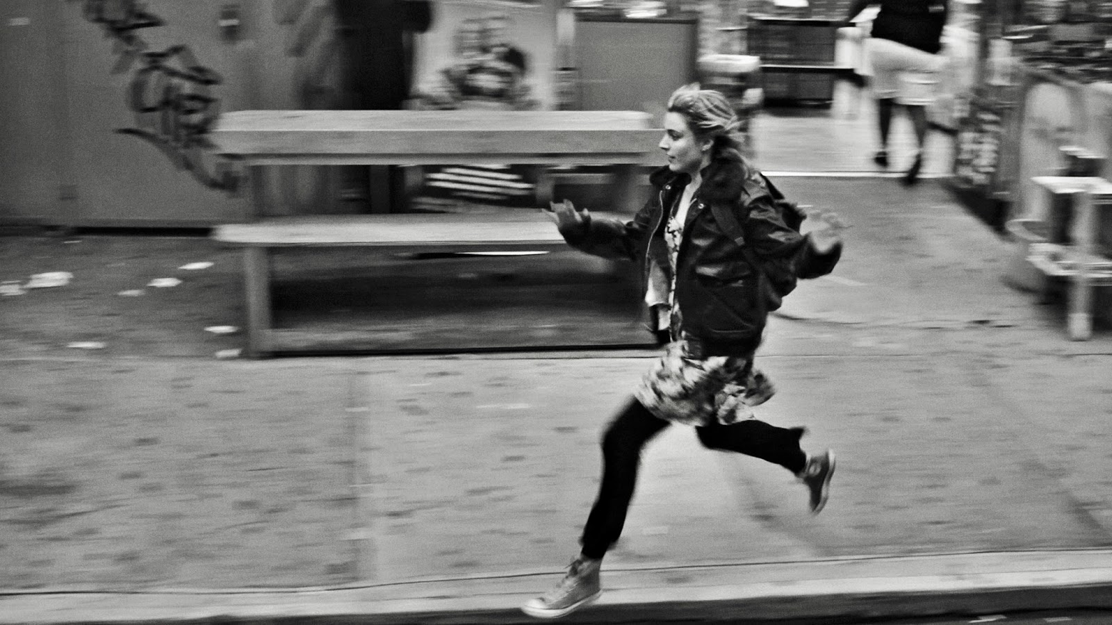 Greta Gerwig as France runs and dances through the streets of New York. Baumbach, Noah, Dir. Frances Ha. 2012.