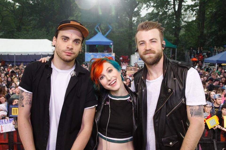 Taylor York (left) Hayley Williams (center) and Jeremy Davis (right) at Good Morning America. "Ain't It Fun." Paramore. Good Morning America (GMA). 2013. 