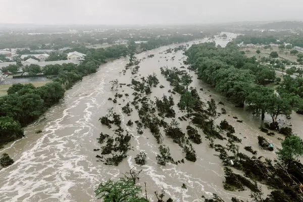 Johnston, Carter. Central Texas Flooding. The New York Times, 2025.
