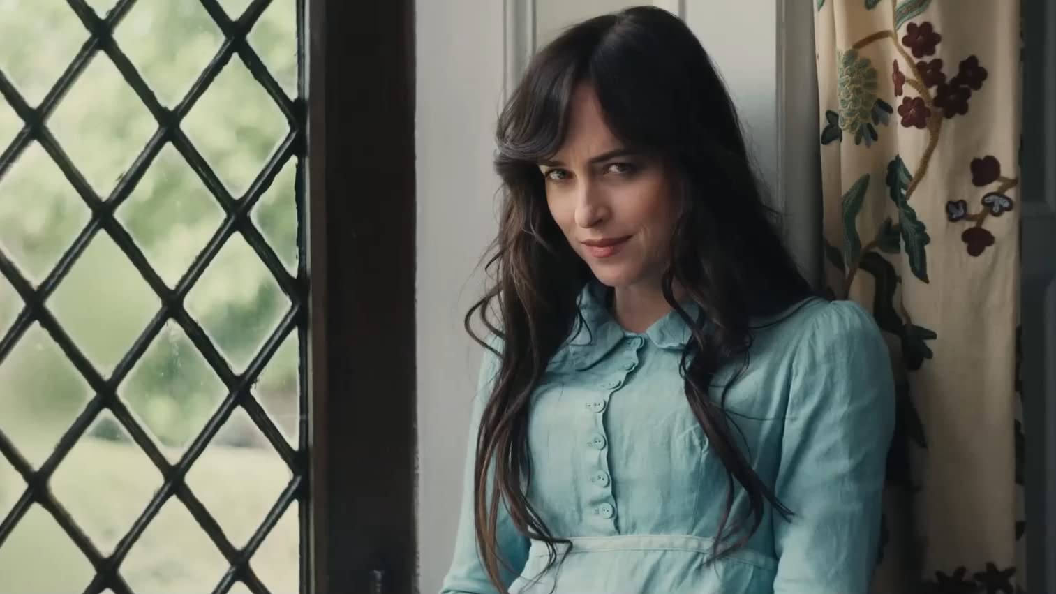 Dakota Johnson in Persuasion, 2022.