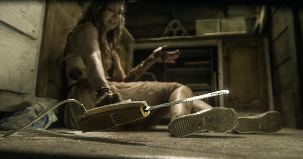 Elizabeth Blackmore in 'Evil Dead' (2013). Álvarez, Fede. Evil Dead, 2013.