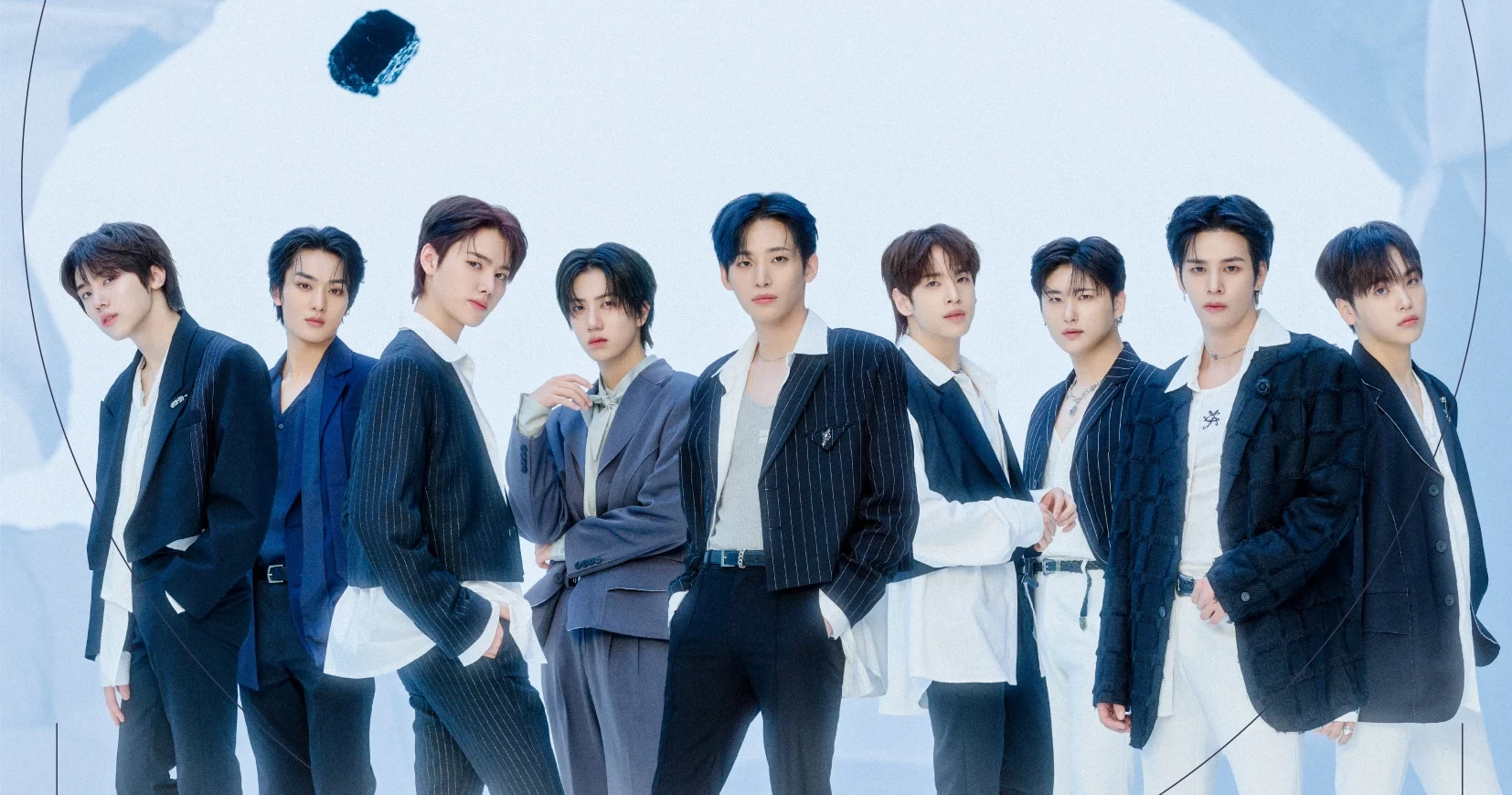 Cravity members pose for their 2nd Japanese single. "Show off" concept photos.