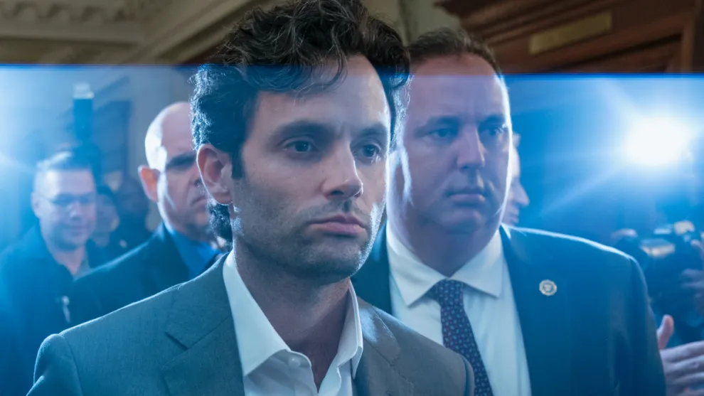 Joe is crowded by reporters in court. Berlanti, Greg & Gamble, Sera. You. 2018-2025.