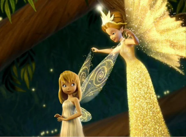 Queen Clarion giving pixie dust to Tnker Bell's wings. 