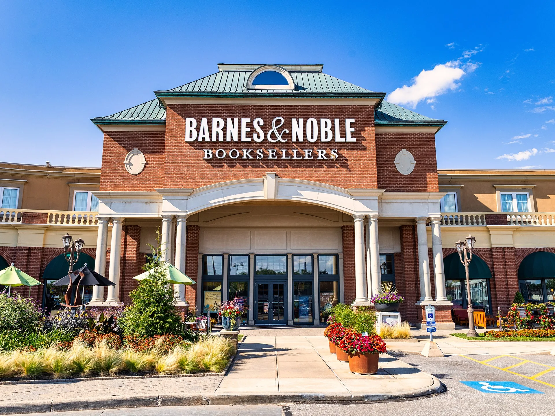Barnes & Noble Booksellers. Woodmere, Ohio, 2025.