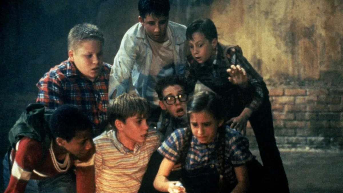 Wallace, T. L. It. Lorimar Television, 1990.