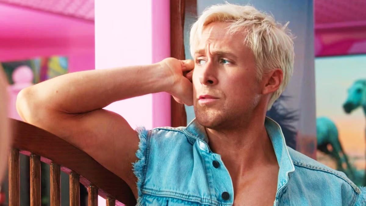 Ryan Gosling as Ken looking to the side.