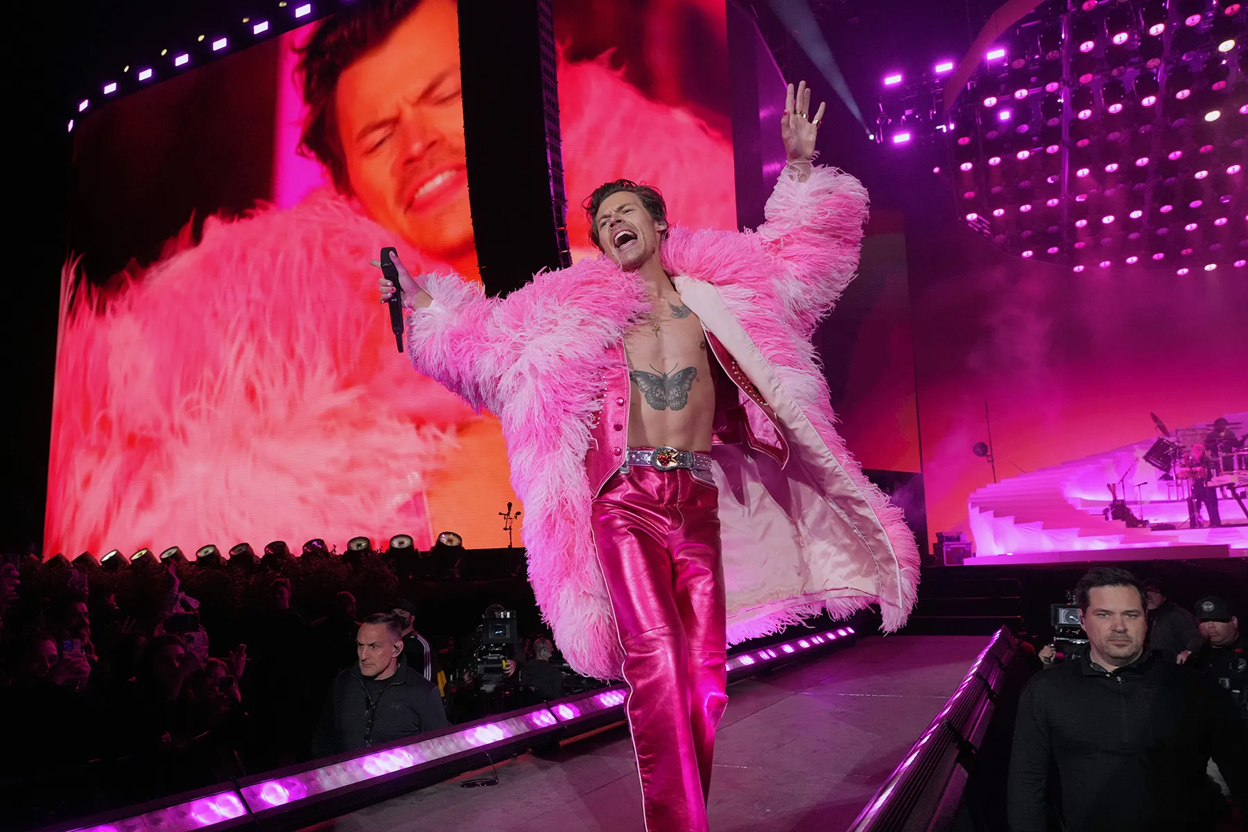 Harry Styles Love on Tour stage scale