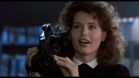 Geena Davis as Veronica Quaife.