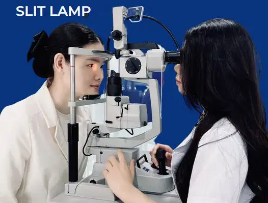 Slit Lamp เครื่องมือตรวจสุขภาพตา ของร้านเดอะวิชั่น ออพติค