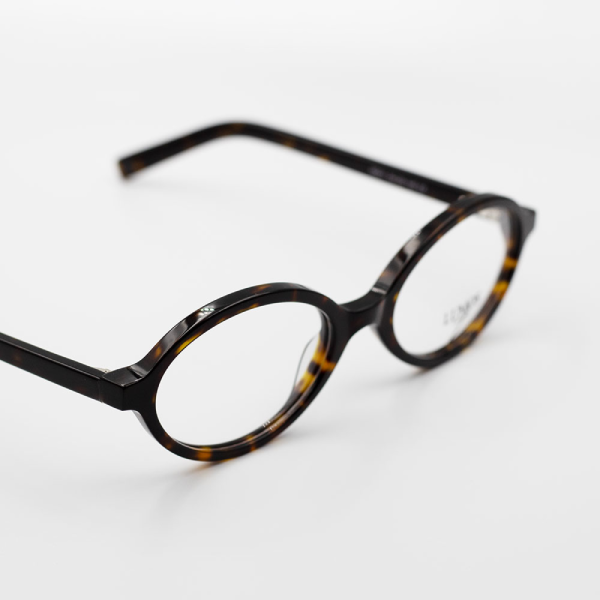 LUMOS M001 C2 LUMOS M001 C2