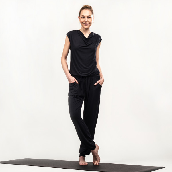 9aaa8f8c-curare_jumpsuitwaterfall_black_600x600