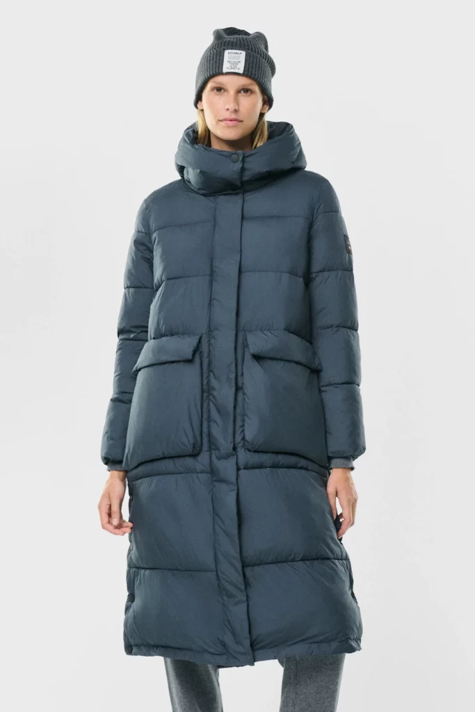 ECOALF vegane Winterjacken für Damen aus recyceltem Polyester