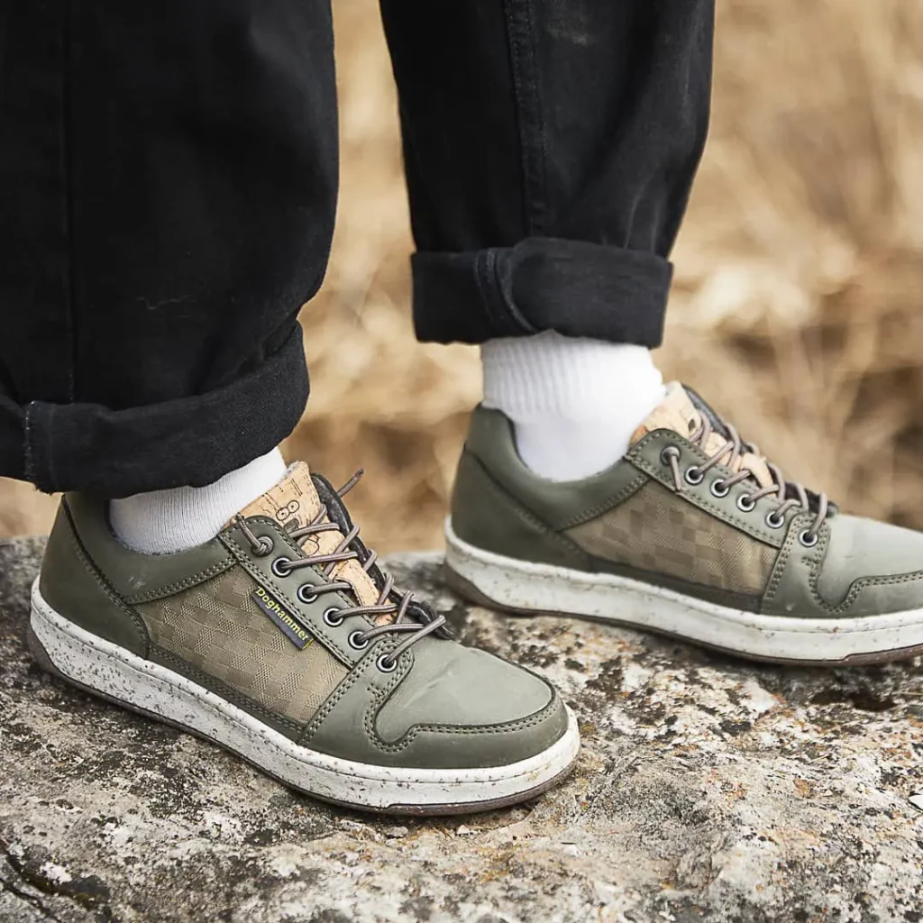 Warme gefütterte Sneaker vegan für Damen und Herren von Doghammer