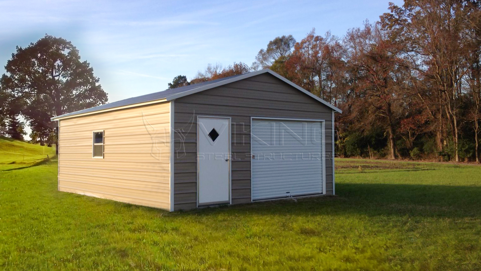 20x25x8 Enclosed Metal Garage