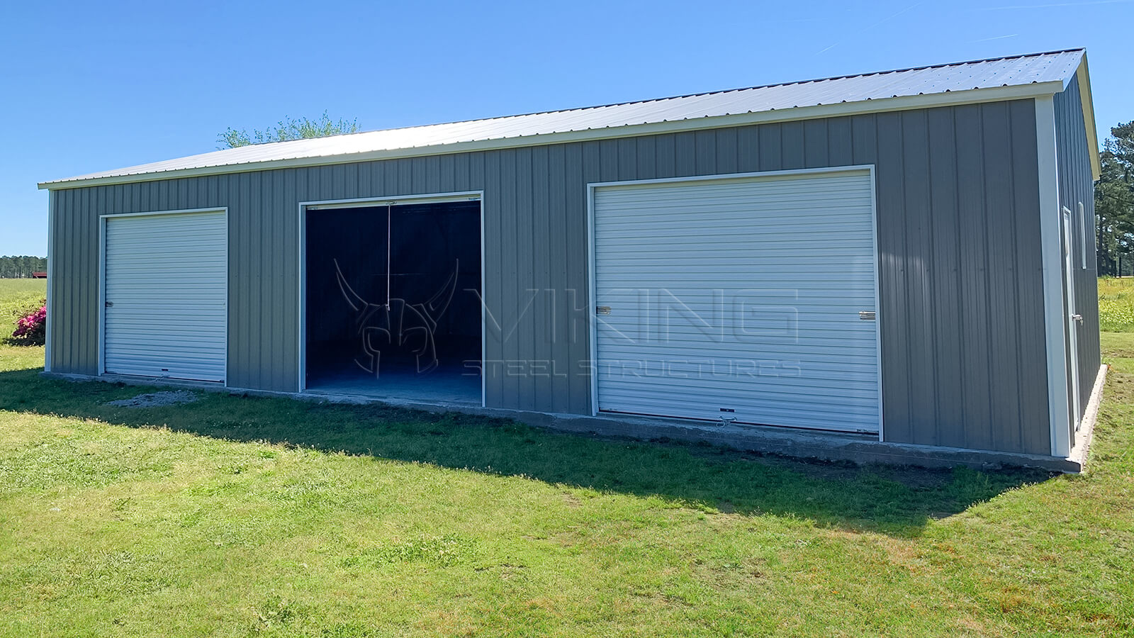 30' x 45' x 10' Garage  Bulldog Steel Structures