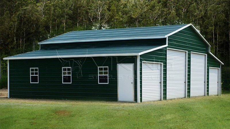 48x31x12 CENTER AISLE METAL BARN