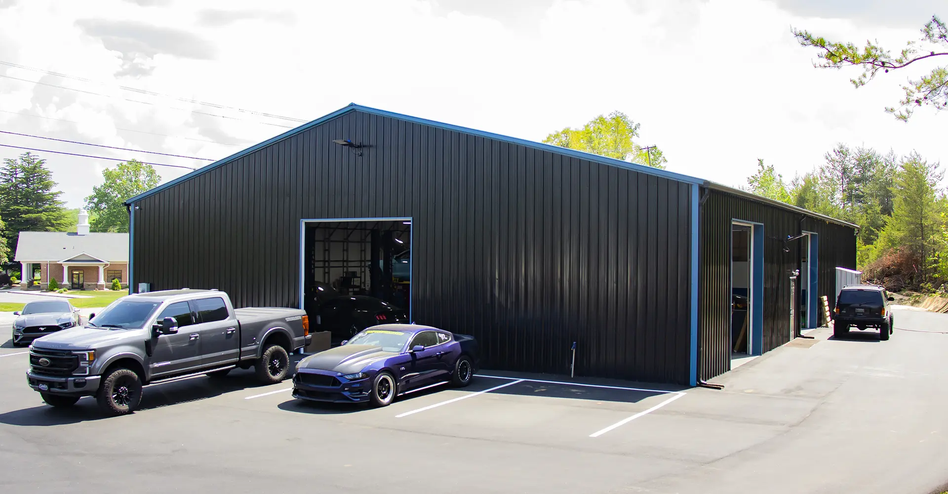 car-dealership-steel-building