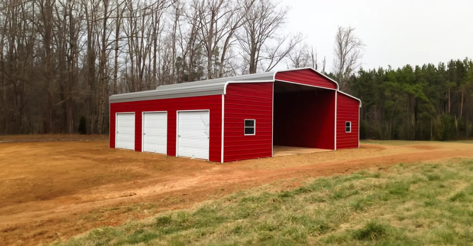 SIDE ENTRY METAL BARN