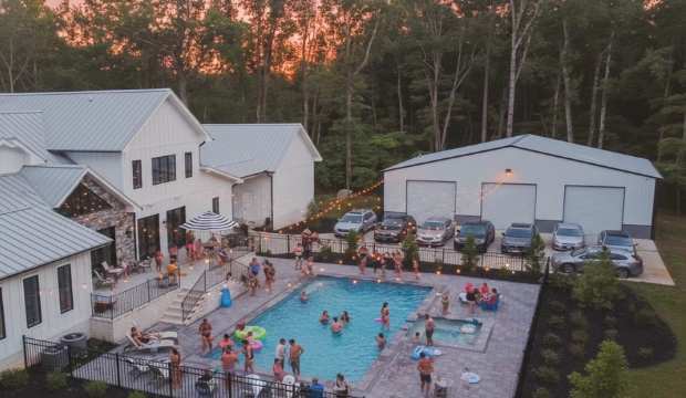 Guest House & AirBNB