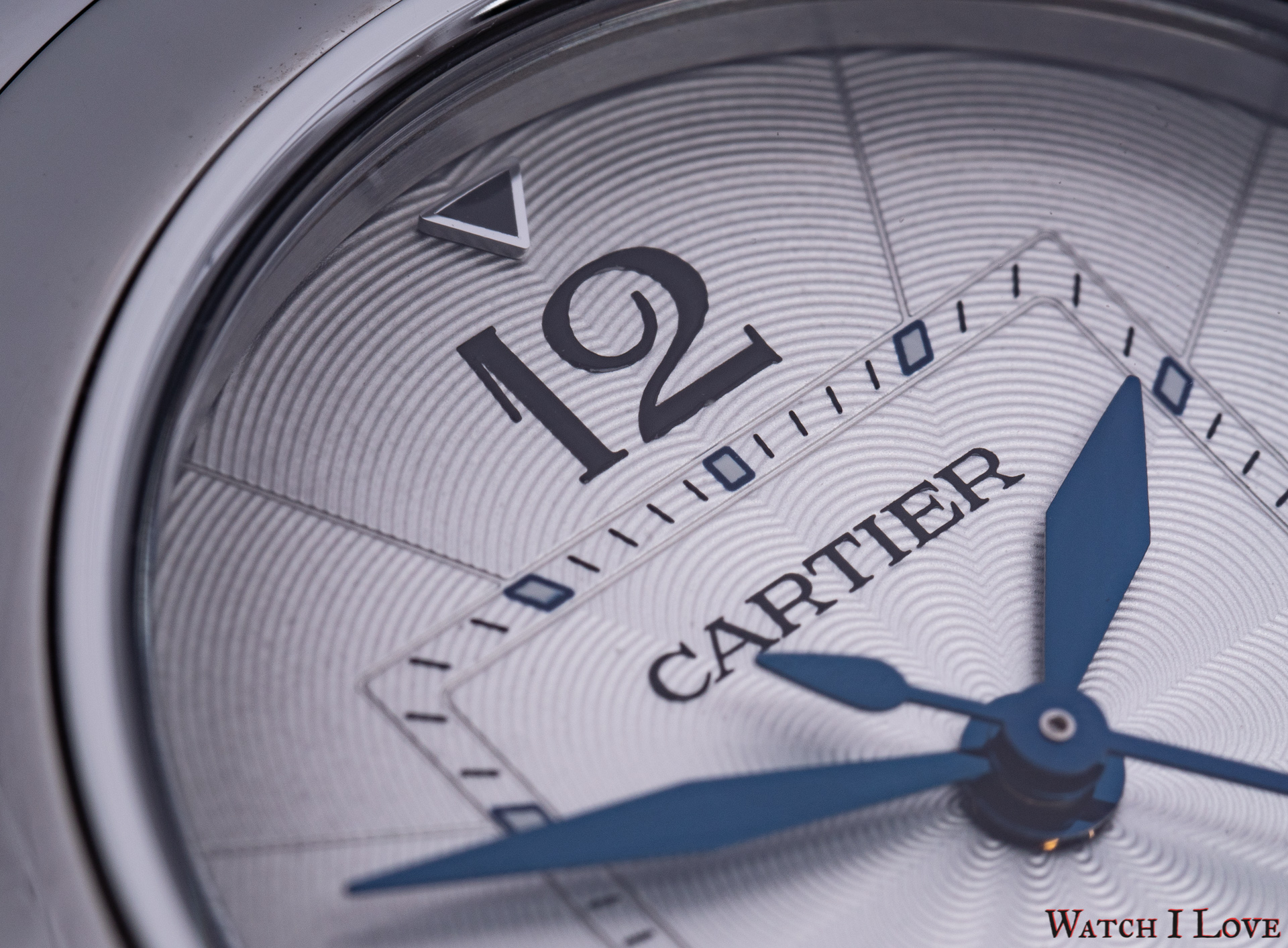 Review Cartier Pasha de Cartier 35mm - Watch I Love
