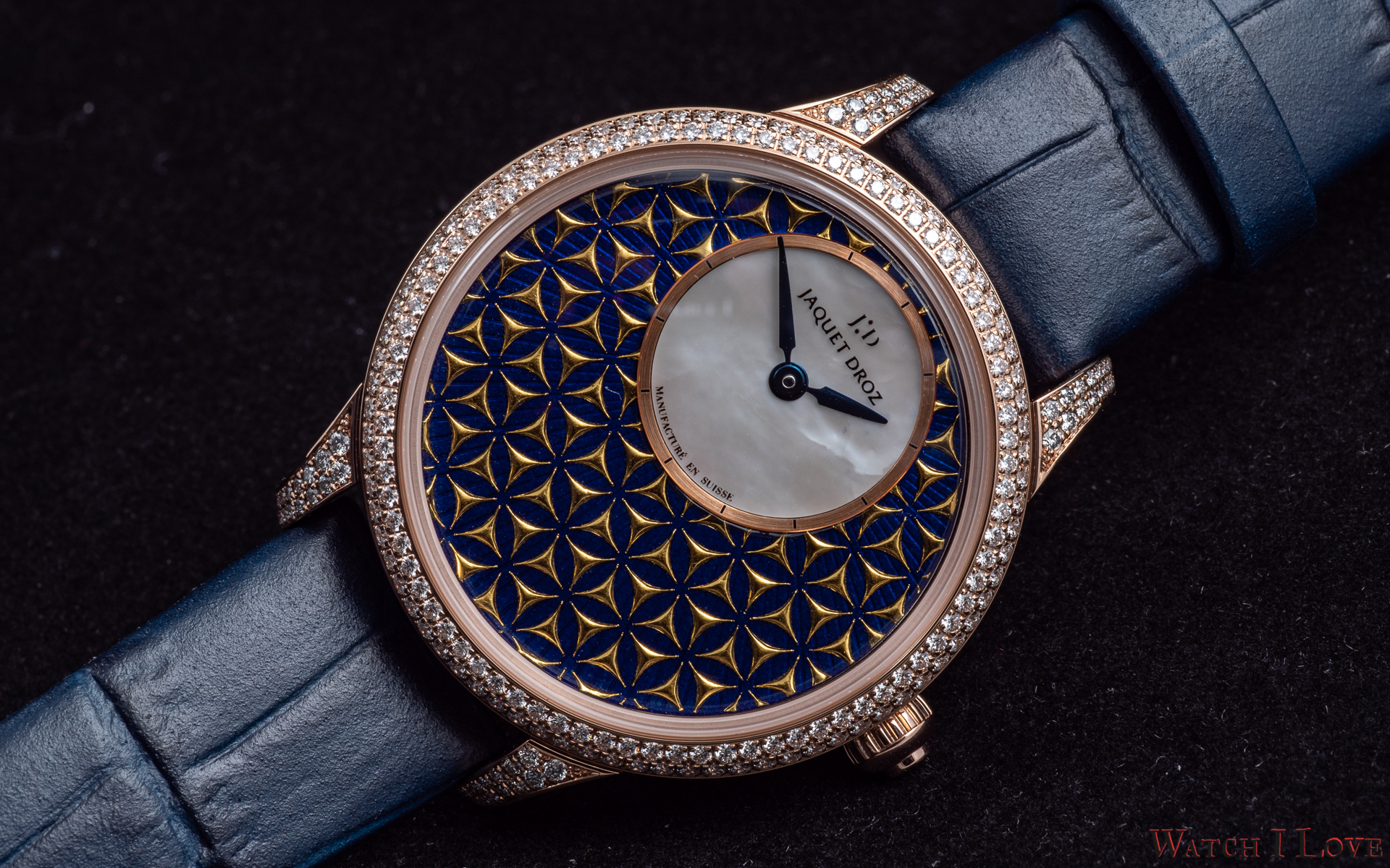 Review Jaquet Droz Petite Heure Minute Paillonnée - Watch I Love