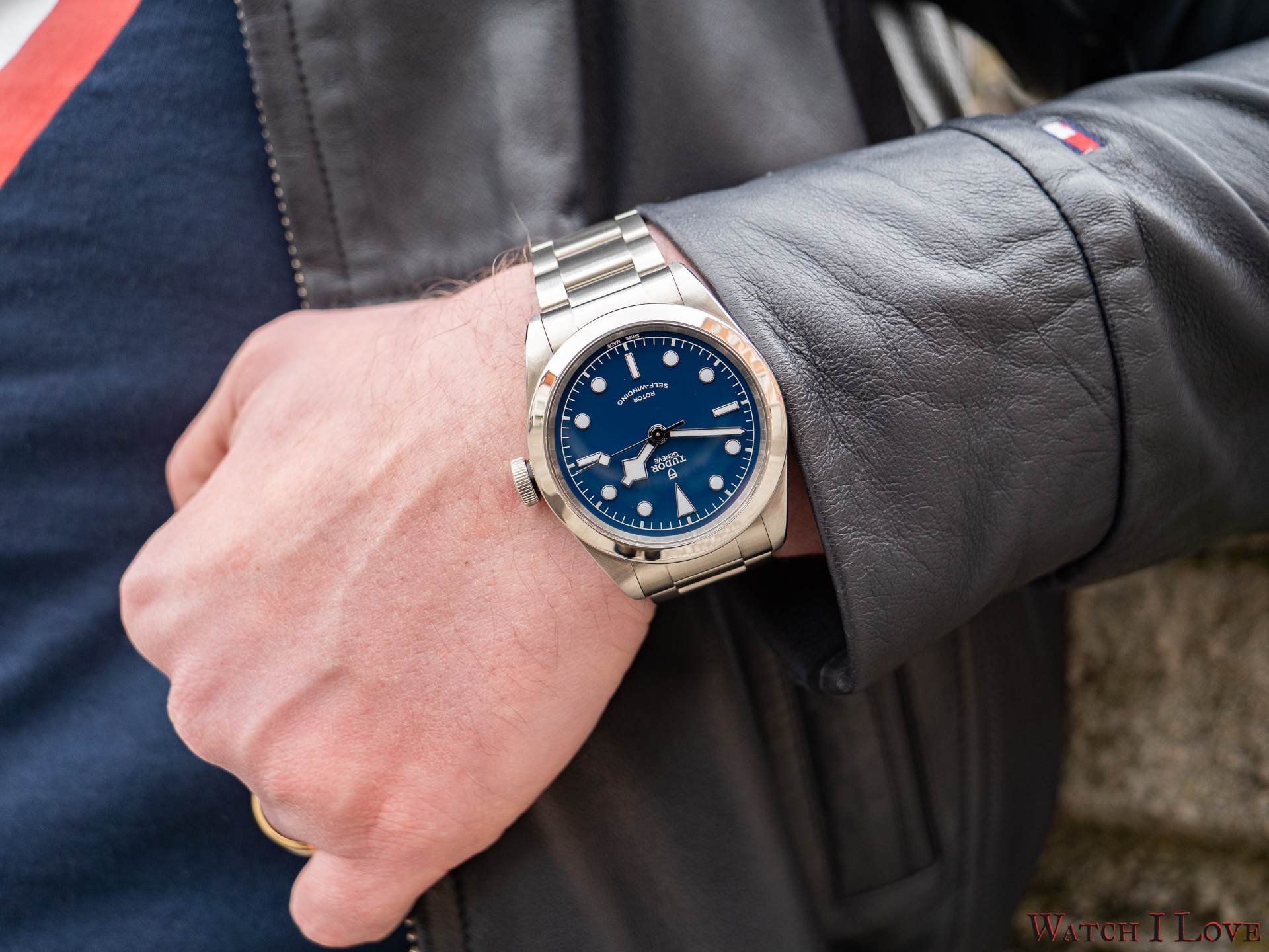 Review Tudor Black Bay 41 the all rounder that everybody needs Watch