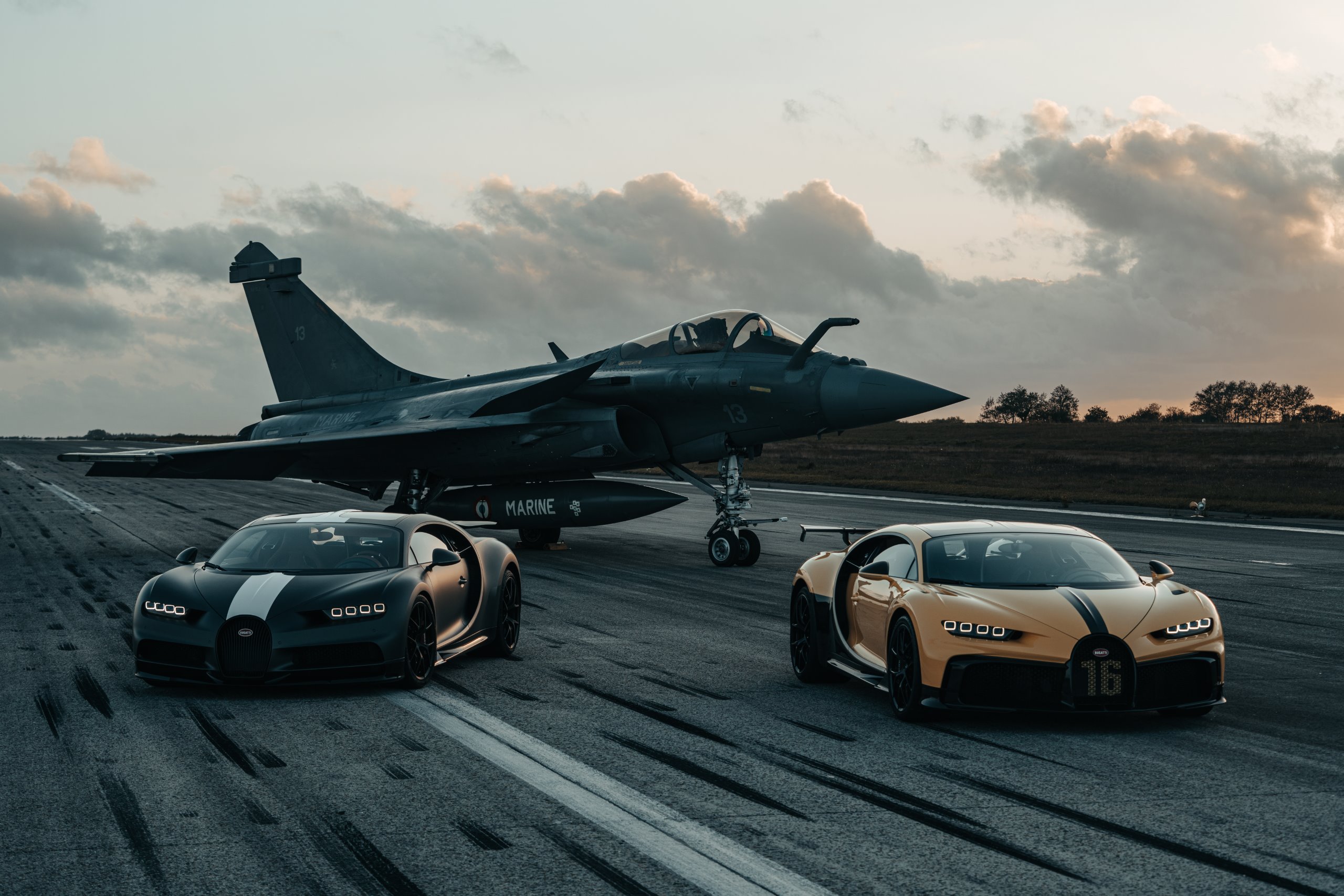 Bugatti Chiron Sport ‘Les Légendes du Ciel’ meets Dassault Rafale