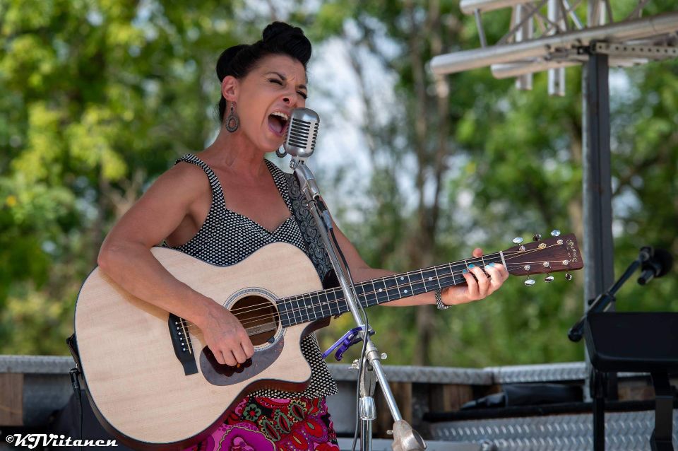 Karen Shook Live at D.C. Cobb’s Outdoor