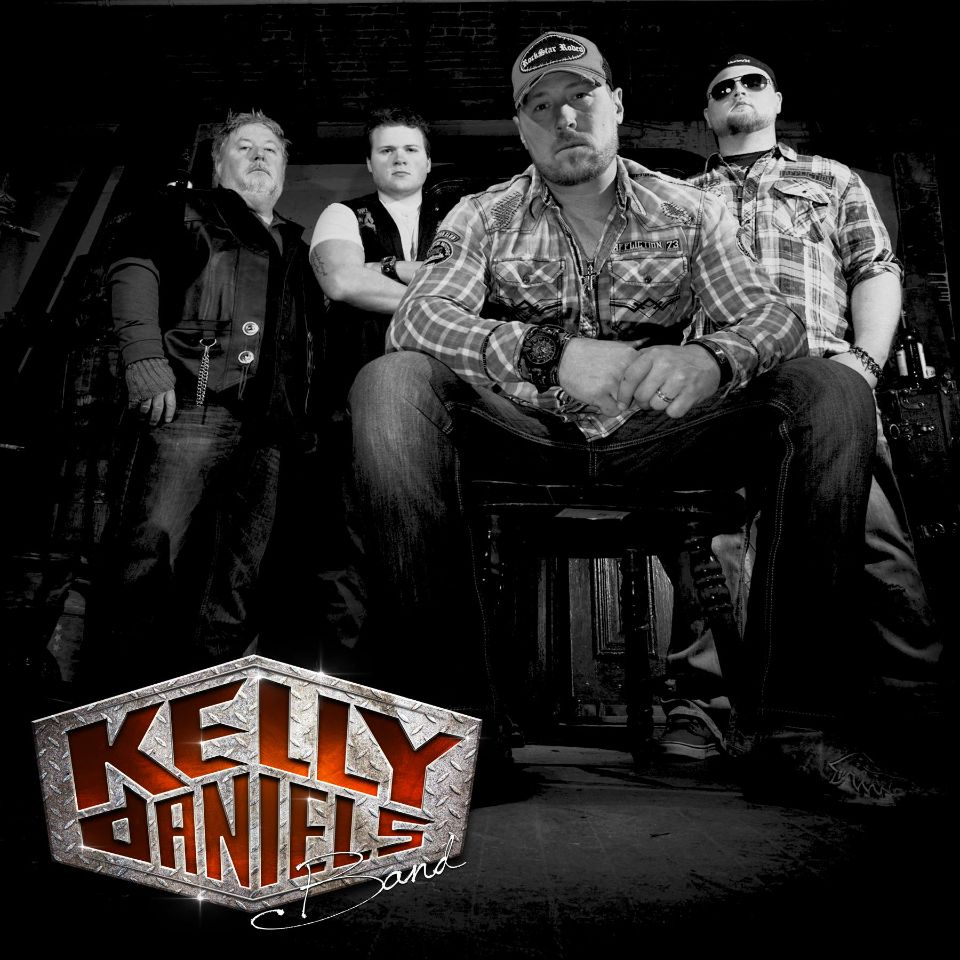 KELLY DANIELS BAND LIVE AT NIKO’S