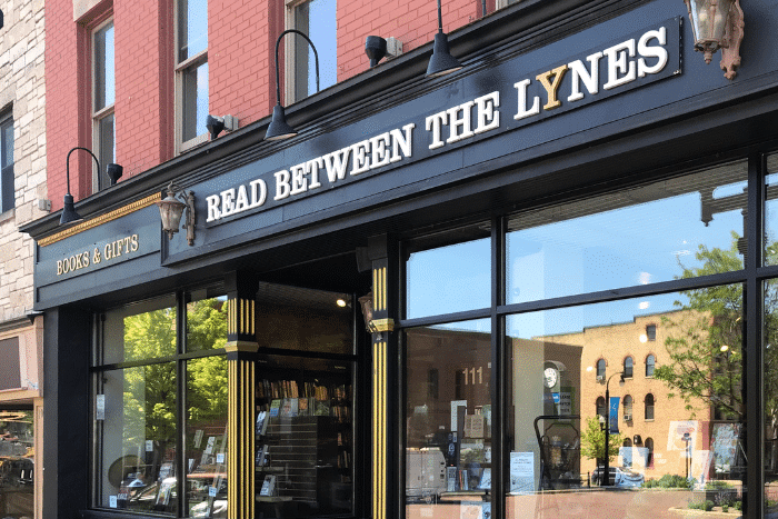 Read Between the Lynes storefront