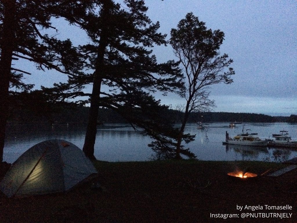 Island camping by kayak - Washington State Parks Foundation