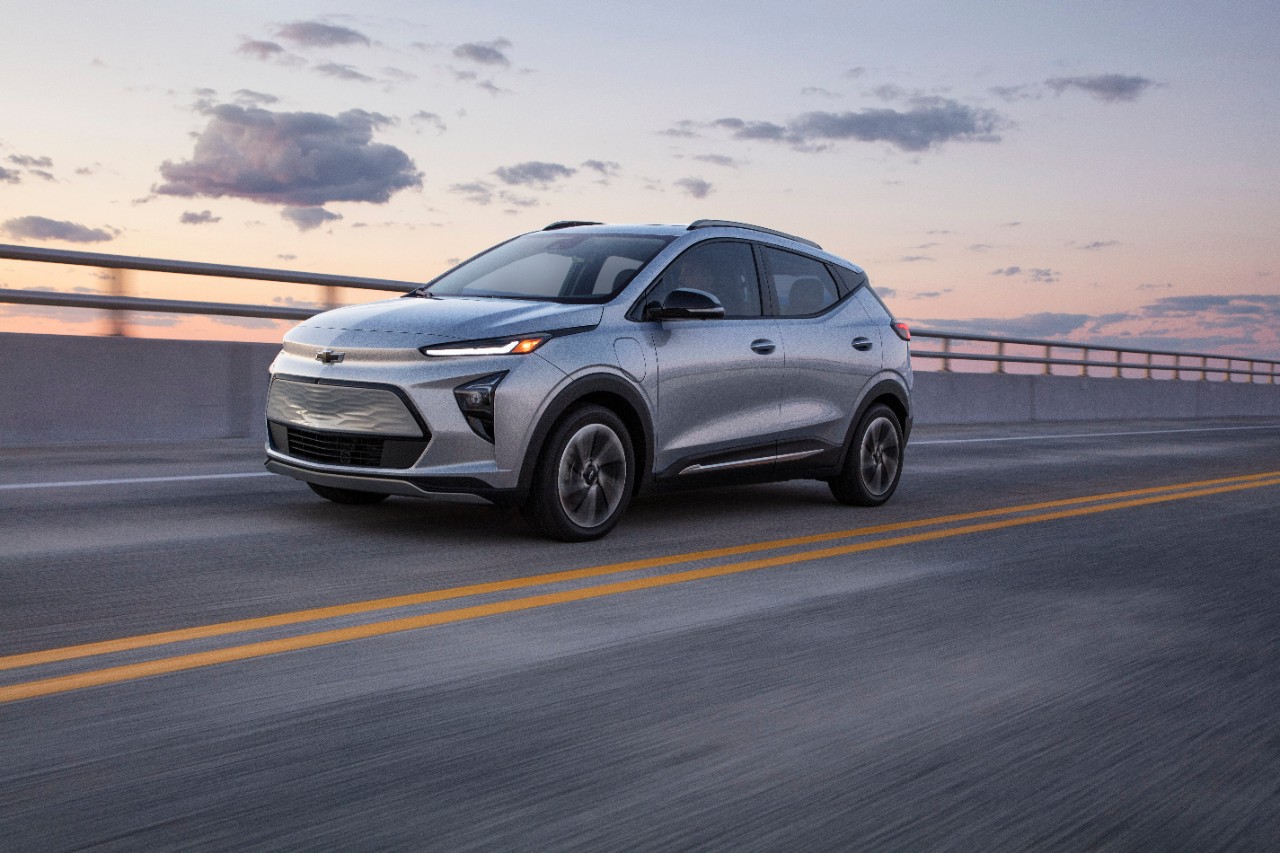 electric vehicles,electric cars,US,popular models,buy electric vehicles,affordable,EVs,Federal,EV Tax Credit,State,$30000,EV buying guide,cheap,budget,Under,$35000,nissan leaf,chevy bolt,EUV,Hyundai,Kona Electric,electric SUVs,electric vehicles under $35 000,evs by price,affordable EVs,affordable evs in 2023,affordable evs usa