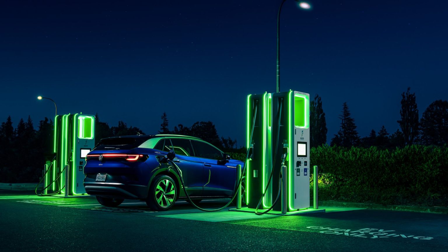 automobile pollution limits,electric vehicles,EPA,EV targets,U.S.,climate goals,auto industry,sustainability,emissions,Biden Administration,US EV sales,US EV sales 2032,US EV sales increase