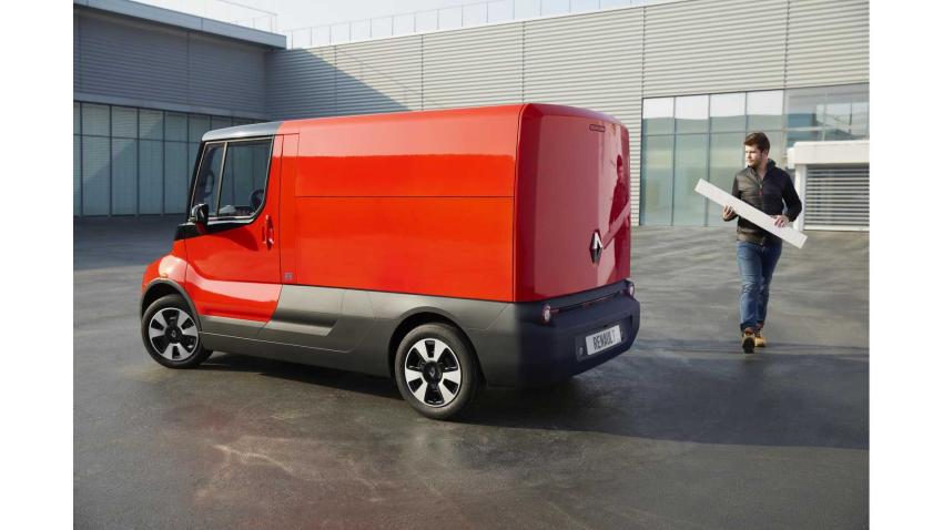 New Renault Master van offers more EV options