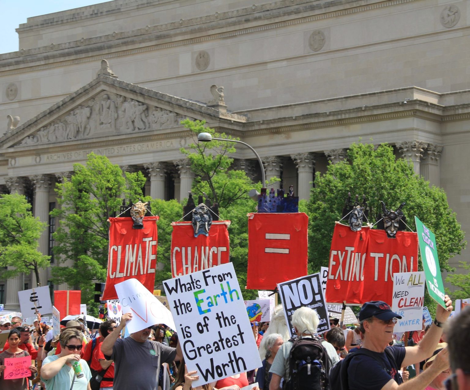 American Climate Corps,Biden Administration,clean energy,climate resilience,environmental justice,workforce training,Investing in America Agenda,climate action,American,green jobs examples