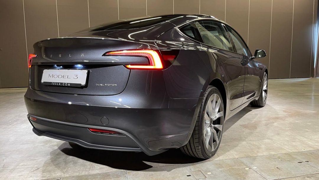  pour la Nouvelle Version Tesla Model 3 Highland