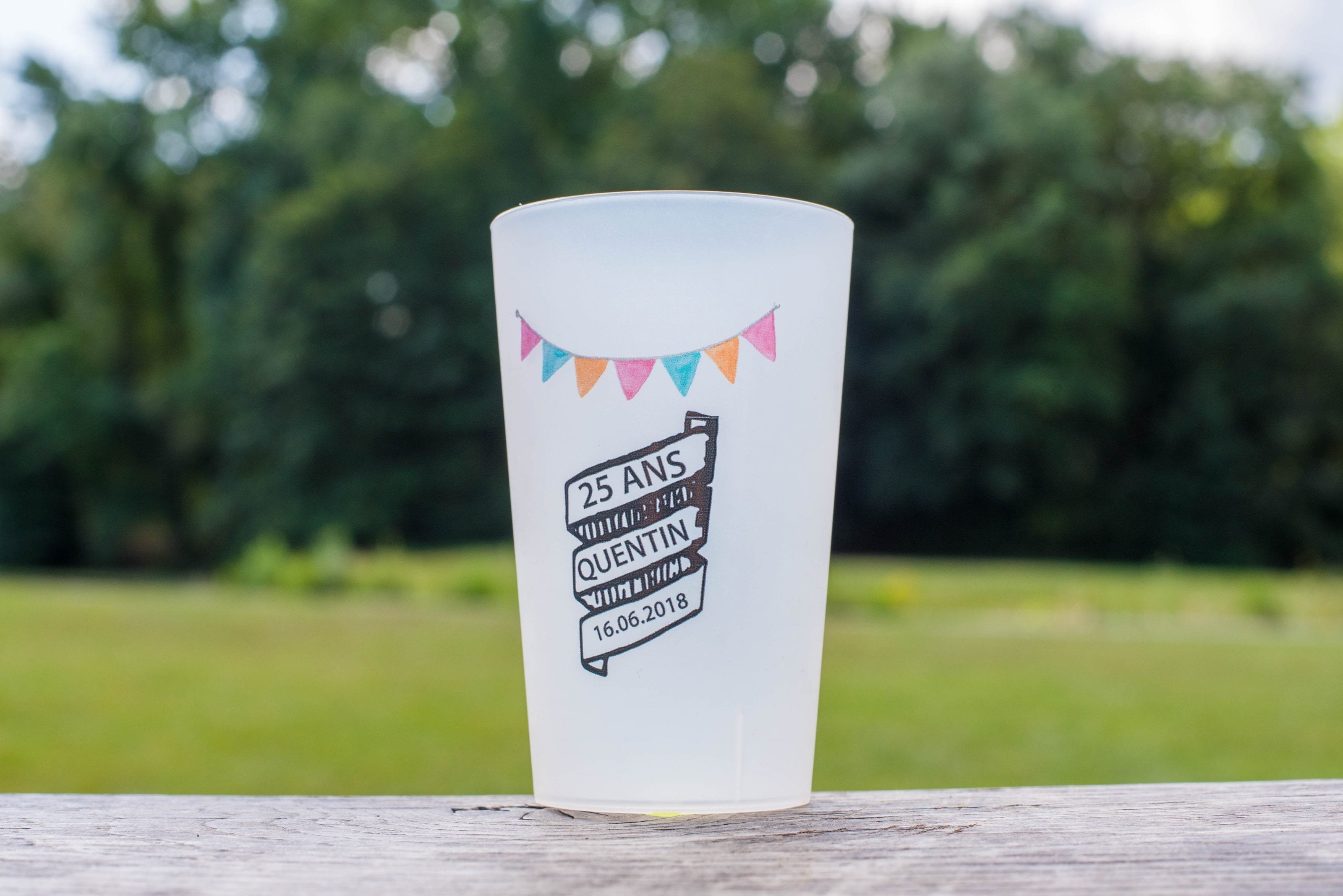 Gobelet personnalisable drôle  Verre Ecocup ® anniversaire festif