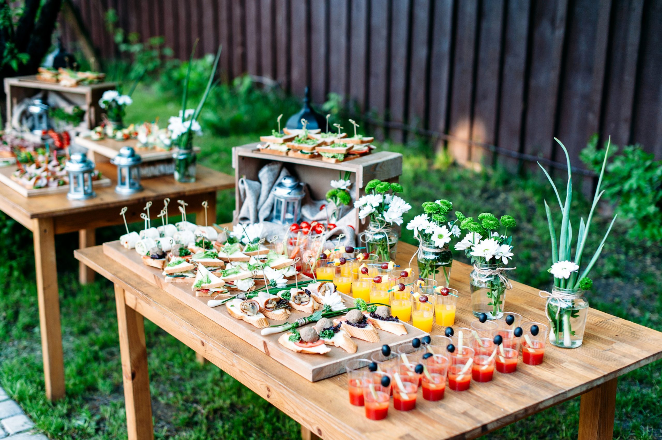 buffet garden party