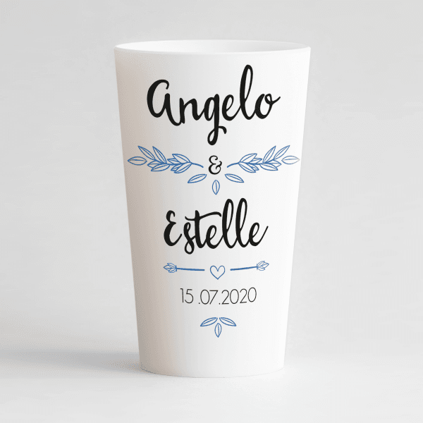 Un ecocup blanc de face personnalisé avec un thème mariage et des petits ornements