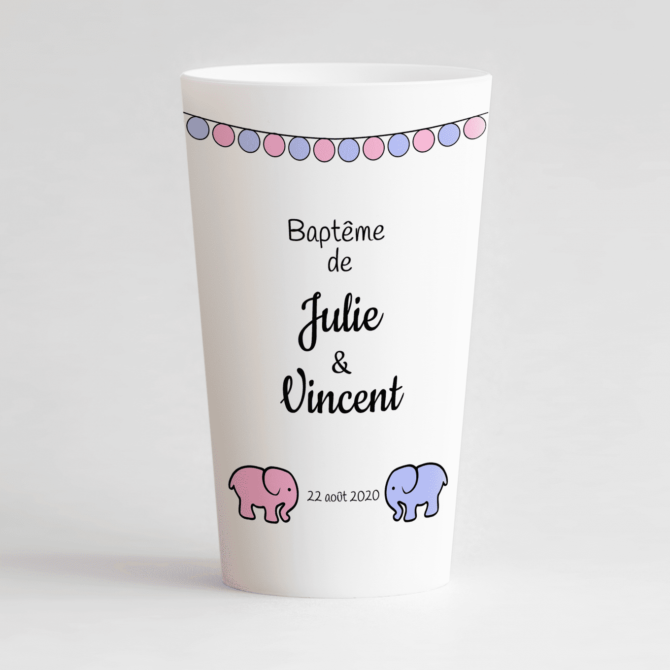 Un ecocup blanc de face pour un baptême mixte avec des petits éléphants rose et bleu et des guirlandes.