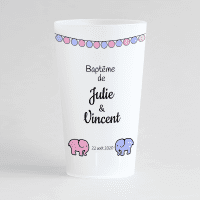 Un ecocup givré de face pour un baptême mixte avec des petits éléphants rose et bleu et des guirlandes.