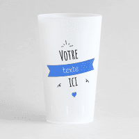 Un ecocup givré de face avec un ruban bleu et une zone de texte éditable.