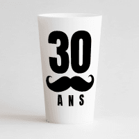 Un ecocup blanc de face avec un âge personnalisable et une moustache.