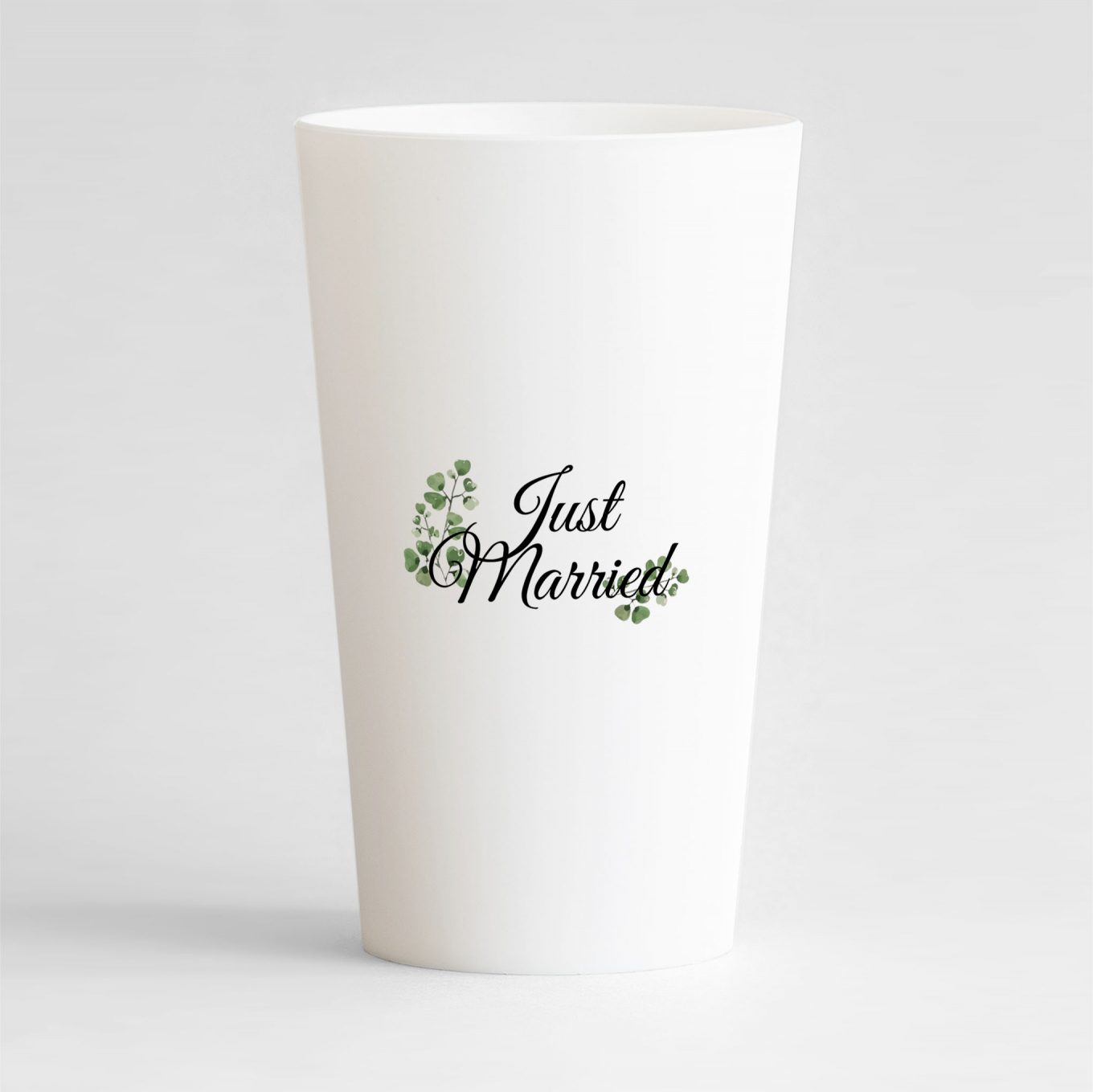 Un ecocup blanc de dos avec l'inscription just married