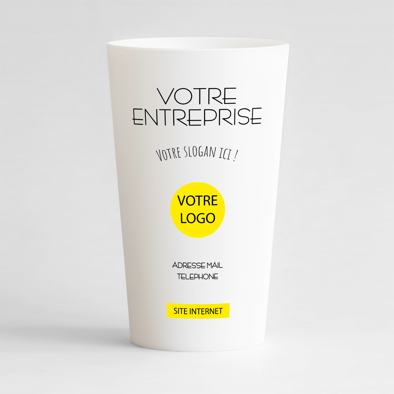 Un ecocup blanc de face pour une carte de visite originale, avec une graduation au dos.