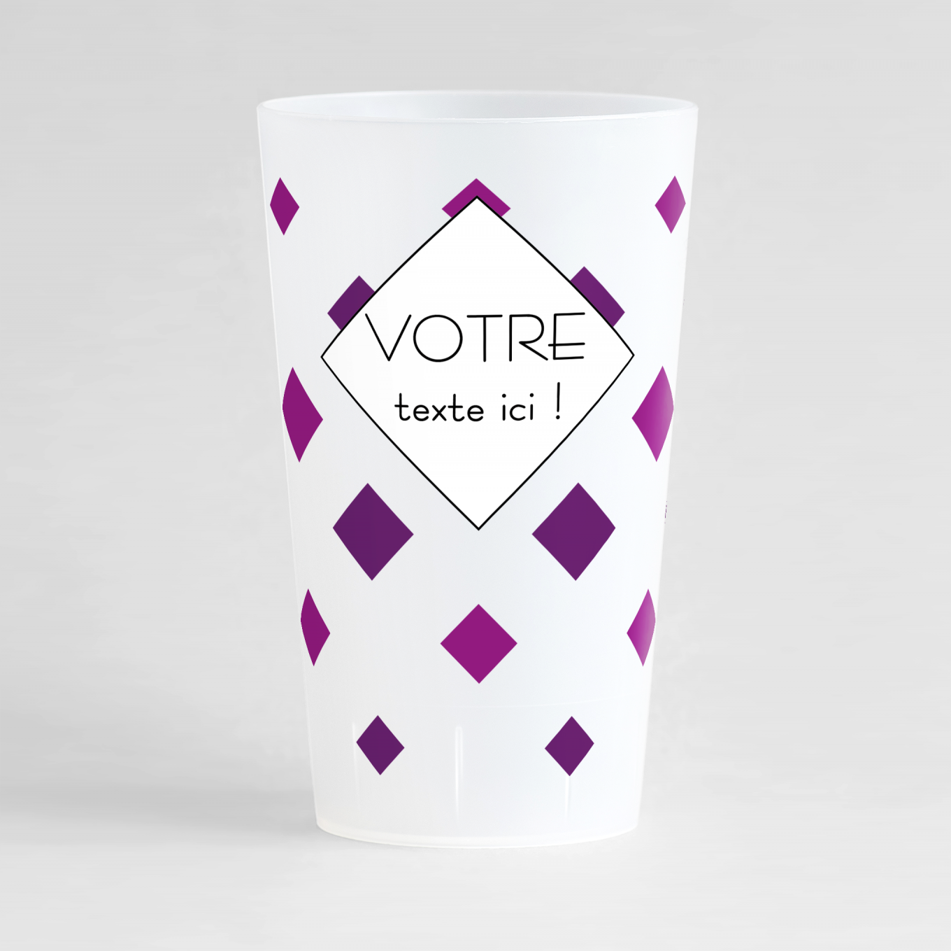 Un ecocup givré de face avec des gros confettis colorés et une zone de texte personnalisable.