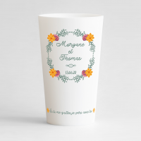 Un ecocup blanc de face personnalisé pour un mariage avec une couronne et une touche d'humour